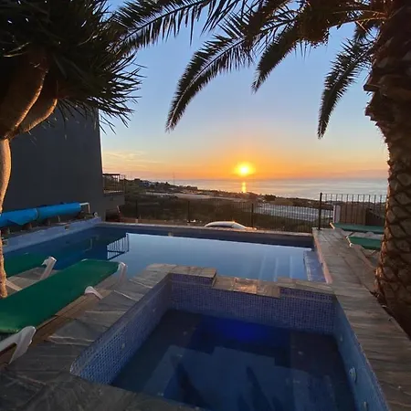 Kwatera prywatna Guanche Atlantic Luxury Villa *